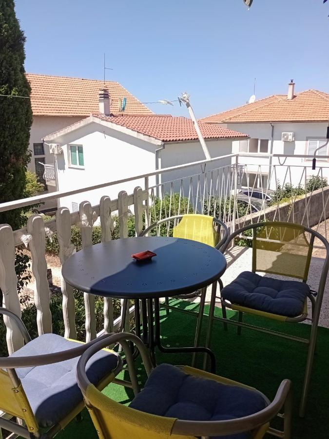 Apartment Brcic Biograd Na Moru Exterior foto